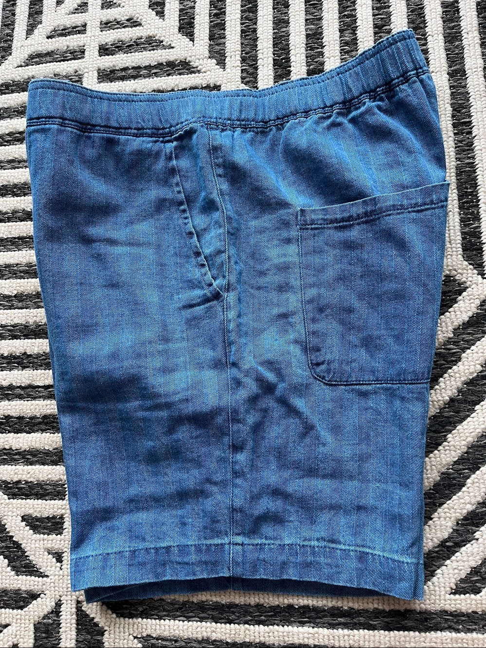 Slate & Stone Dark Blue Linen-Blend Shorts (Tag reads 31 / Fit 34 )